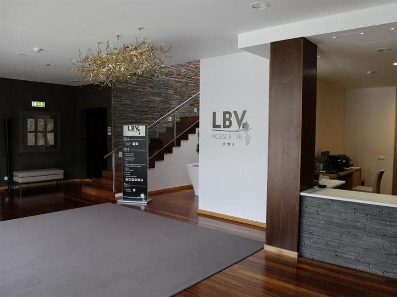 Lbv House Hotel Пиньян Экстерьер фото