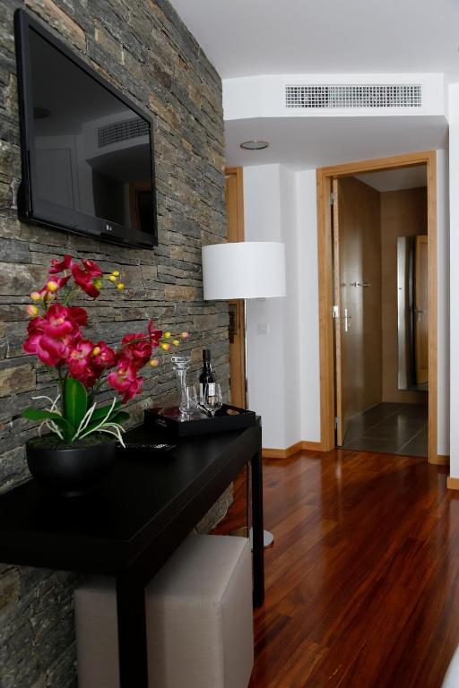 Lbv House Hotel Пиньян Экстерьер фото