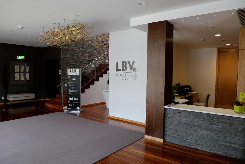 Lbv House Hotel Пиньян Экстерьер фото